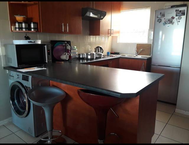 2 BEDROOM TOWNHOUSE RENTED IN WALMER HEIGHTS